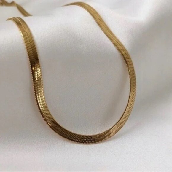 NWT Curateur x Jennifer Zeuner Allie Gold 14k Yellow Gold Plated Necklace - Picture 4 of 4